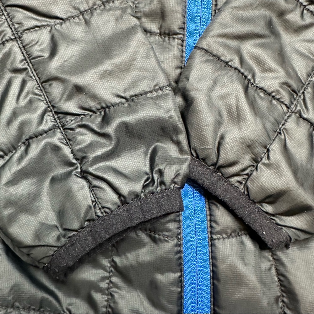 L.L. Bean Primaloft Packaway Jacket Size 6 - Picture 2 of 16